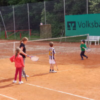Tennis-Training der Kinder beim TSV Lindenfels